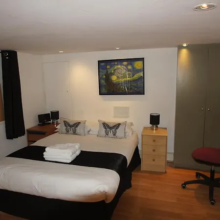 Magical & Charming 8 Covent Garden Townhouse * London