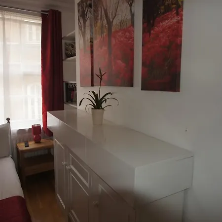 Magical & Charming 8 Covent Garden Townhouse * London