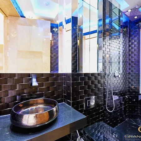 James Bond Style Penthouse *