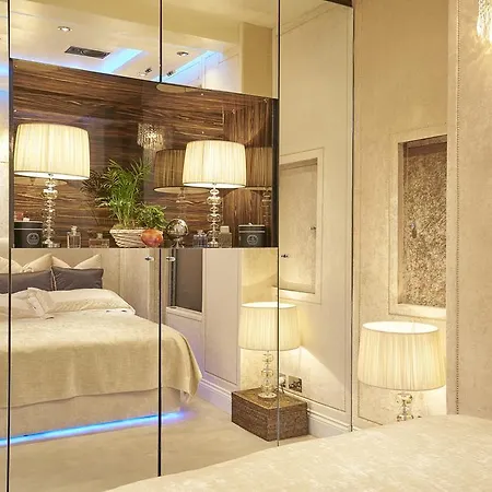 James Bond Style Penthouse Apartment London
