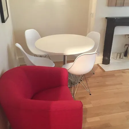 Shepherds Market Serviced Apartment *