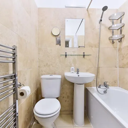 Appartamento 225-227 Royal College Street