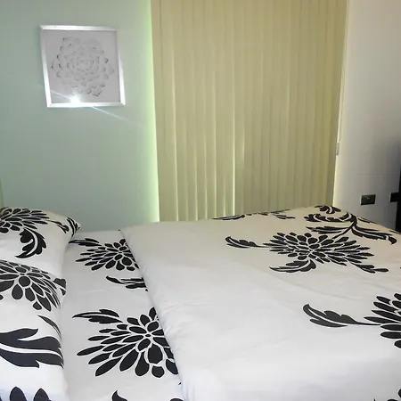 Apartment Luxury Vintry Court Bridge London