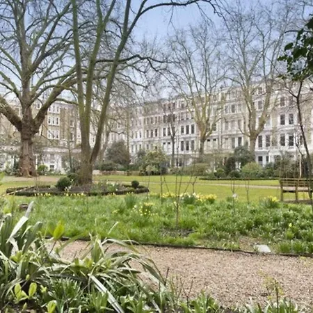 The Courtfield Plaza *