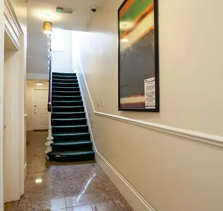 The Courtfield Plaza Apartment