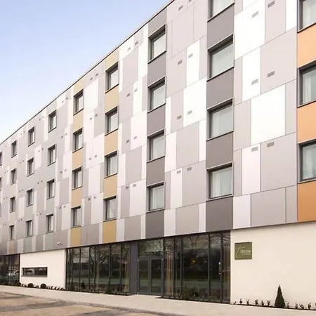 Hotel Premier London Heathrow Terminal 5 3*