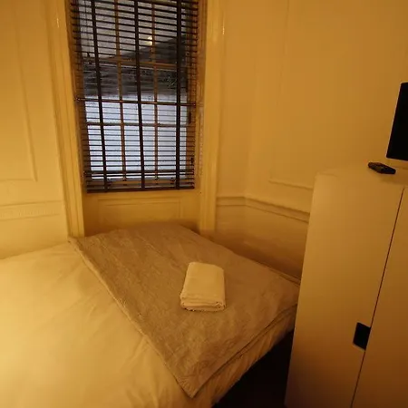 Green Park Hotel 3*