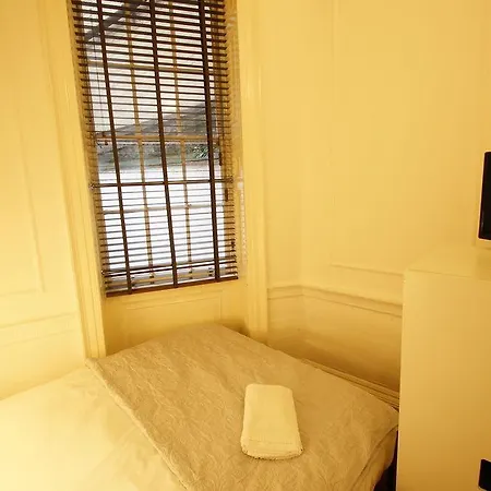 Green Park Hotel