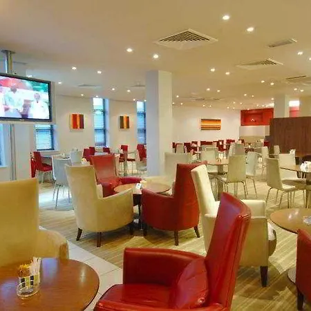 Express London By Ihg Hotel 3*
