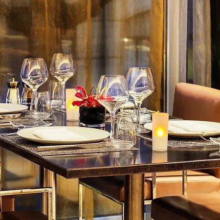 Hotel H10 Waterloo