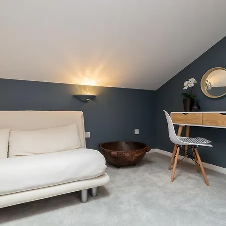 Seagull Lane Serviced Lejlighed London