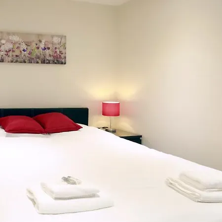 Valet Wembley Apartment *