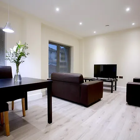 Valet Wembley Apartment Wembley
