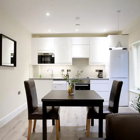 Valet Wembley Apartment *