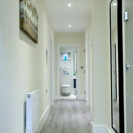 Valet Wembley Apartment Wembley