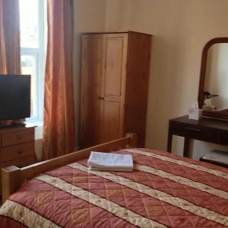 The Dharma Guest house 2*
