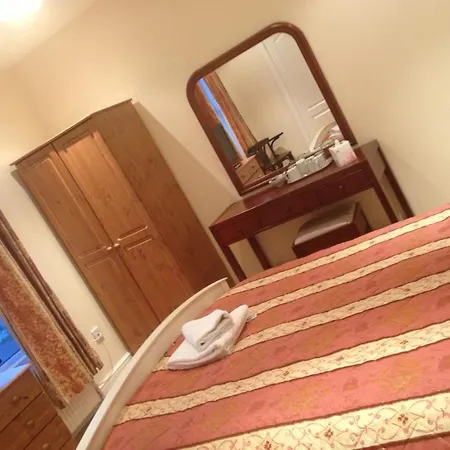 Guest house The Dharma Enfield