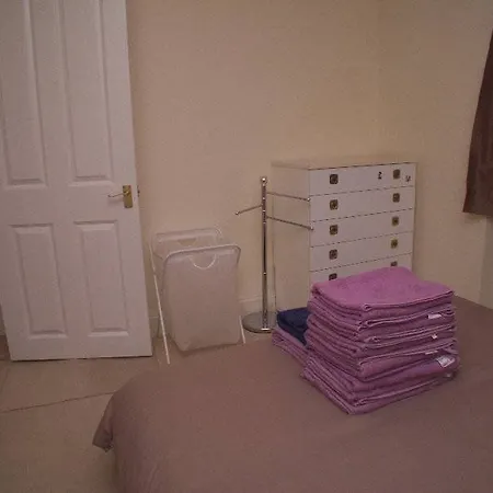 Apartment Sutton Place Croydon