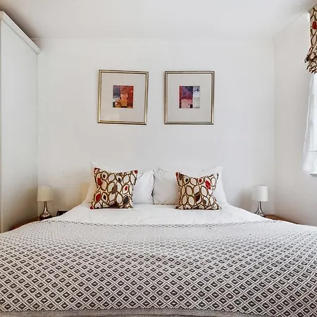 Notting Hill By Bridgestreet Apartment