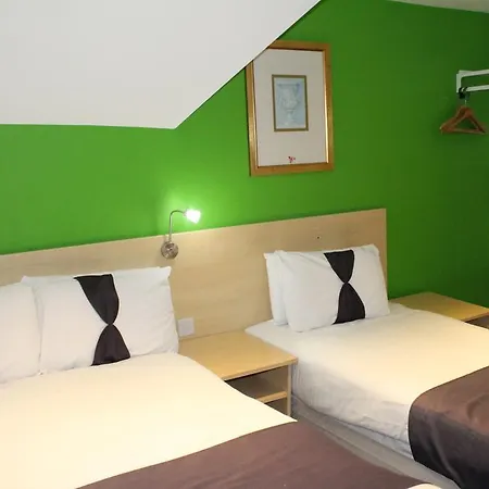 Clapham South Belvedere 2* London