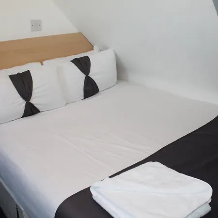 Clapham South Belvedere Hotel London