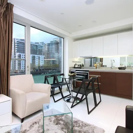 Appartamento Lanterns Court By Bridgestreet