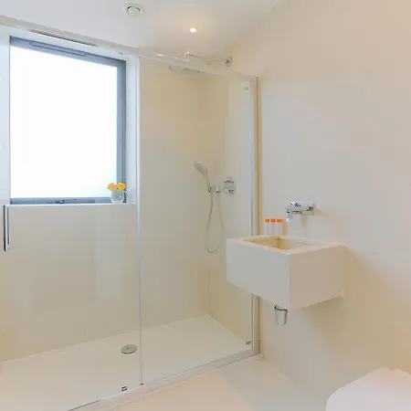 Apartment Swiss One *
