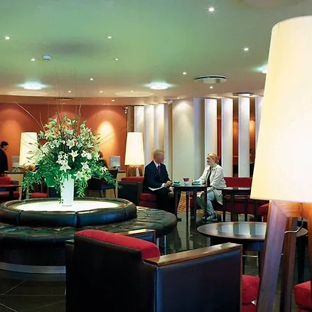 London - Heathrow M4,jct.4, An Ihg 4*