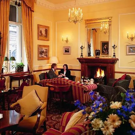 Thistle Holborn Hotel 4*