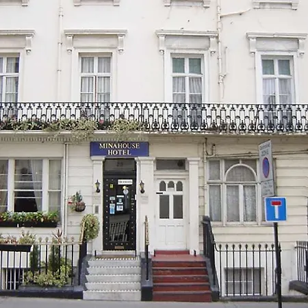 Hotel Mina House