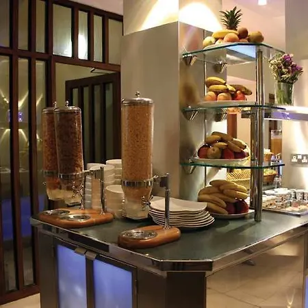 Park Grand Hyde Park 4*