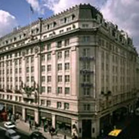 Strand Palace 4*