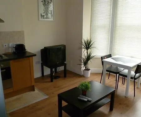 Camden Place Apartment Croydon