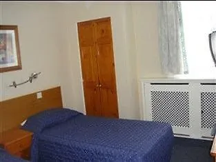 Hotel Adria London