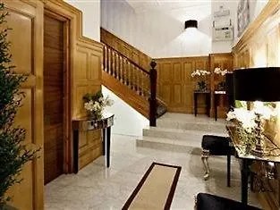 Draycotts Of Chelsea * London