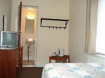 Queens Bed & Breakfast 2*