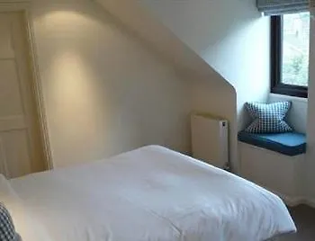 The Manor 3* Hillingdon