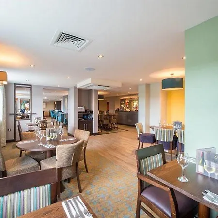 Premier London Kingston Upon Thames Hotel