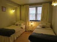 Lve- Oxford Street * Ealing