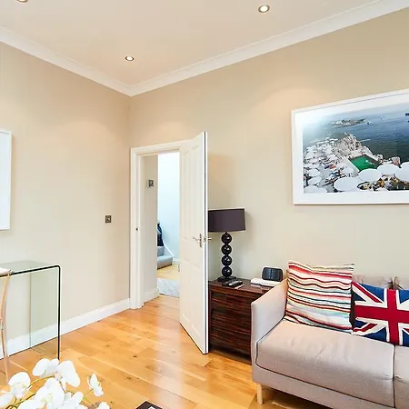 Apartment Fulham Road Apartment London