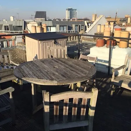 Fulham Road Apartment *