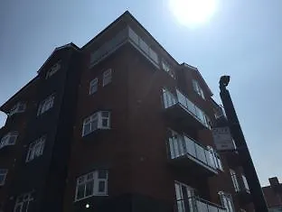 Globe City London