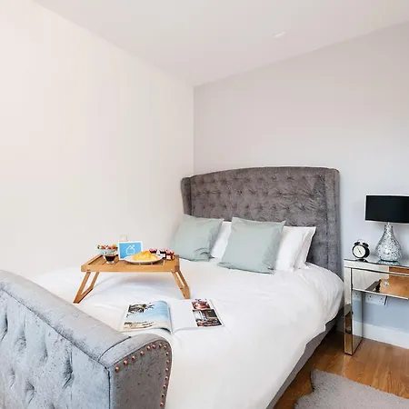 Apartment The Cromwell Road Sherborne Court *