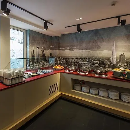 Holiday Express Southwark By Ihg Hotel