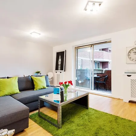 The Cromwell Road Sherborne Court Apartment *