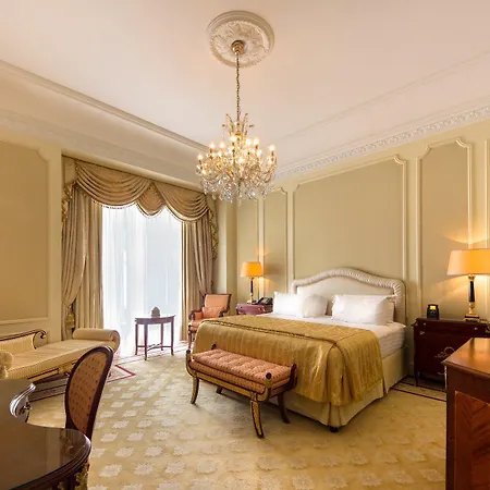 Hotel Bentley