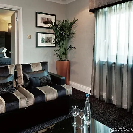 Stamford Bridge Hotel 4*