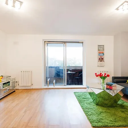 The Cromwell Road Sherborne Court Apartment