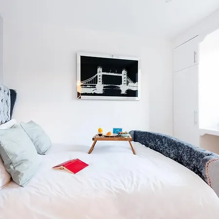 Apartment The Cromwell Road Sherborne Court *
