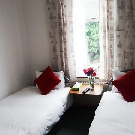 Guest house Manor Park House 2*